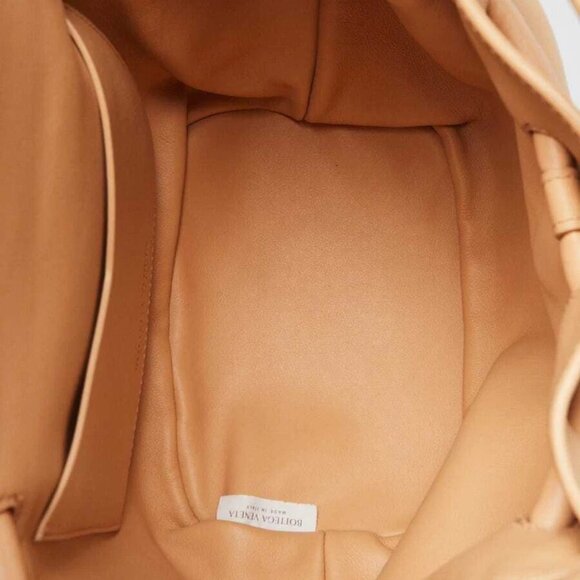 Bottega Veneta Beige Smooth Nappa Leather Beak Flap Bag - Picture 2 of 12